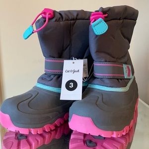 Cat & Jack Girls size 3 snow boots NWT